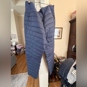 Columbia Navy Quilted Pants